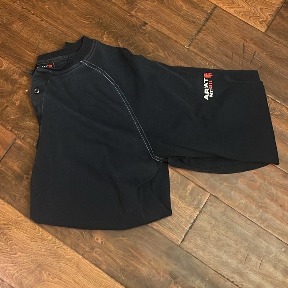Ariat long sleeve FR size Xl